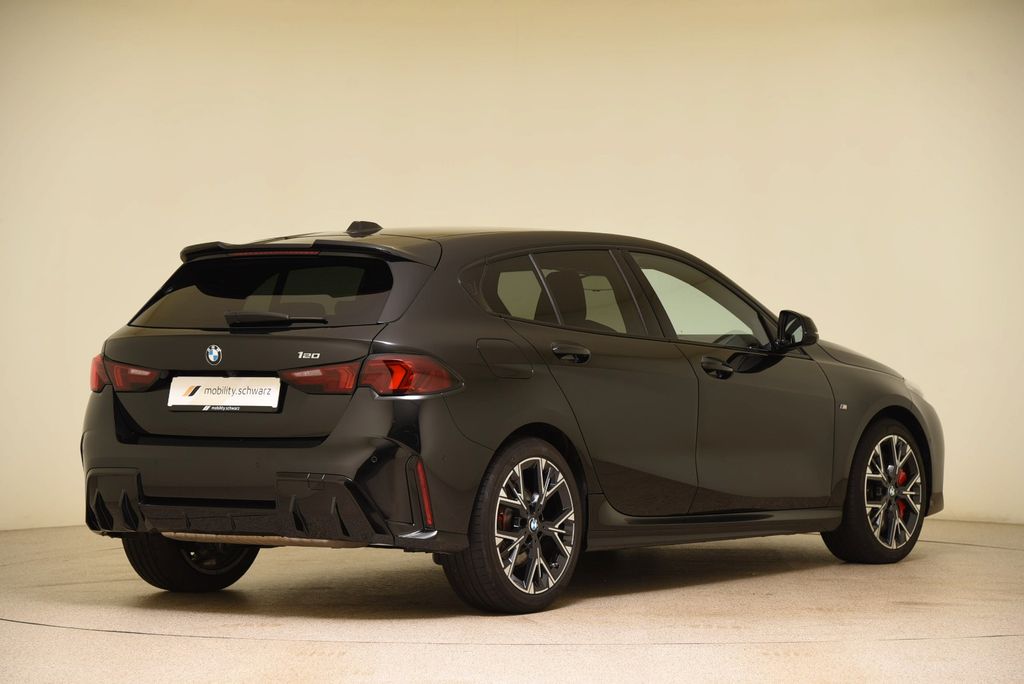 BMW 120