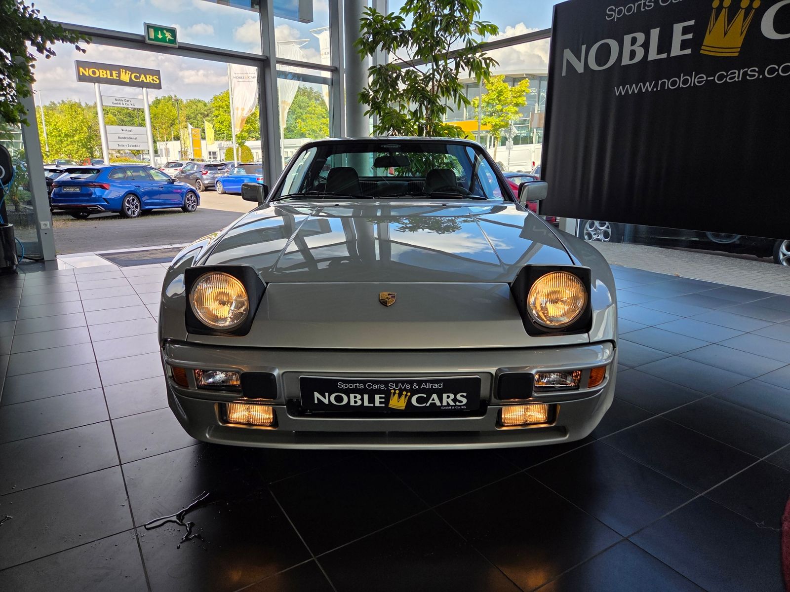 Fahrzeugabbildung Porsche 944 Basis Coupe DEUTSCHES FAHRZEUG H-KENNZEICHEN