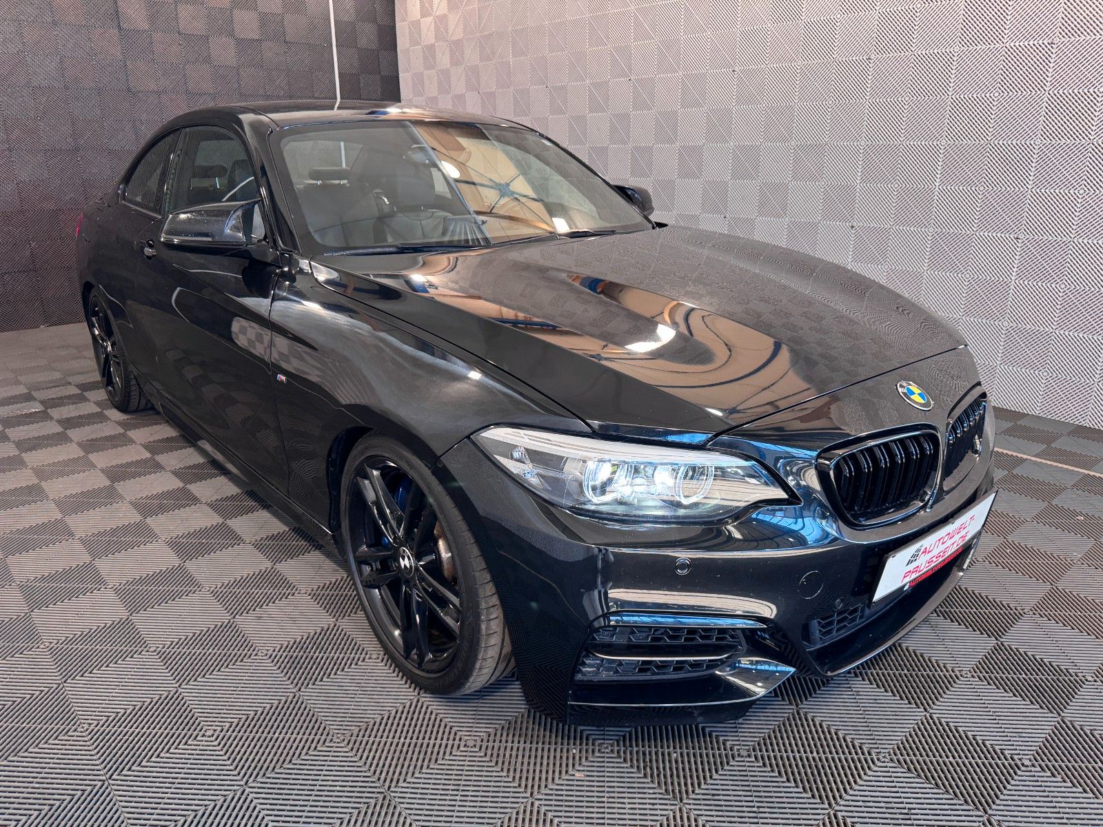 Gebrauchtwagen BMW M240i M240i LED-PDC-ALCAN-SHZ-INDUKT-CONN.DRIVE-LM 18" in Künzell
