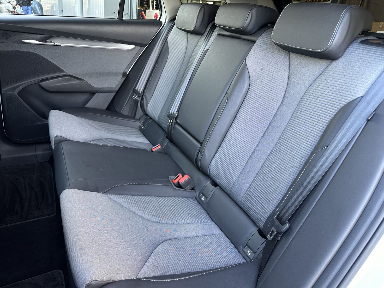 Fahrzeugabbildung SKODA Enyaq 80 Loft NAV+LED+ACC+VCOCKPIT+CARPLAY+20ZO