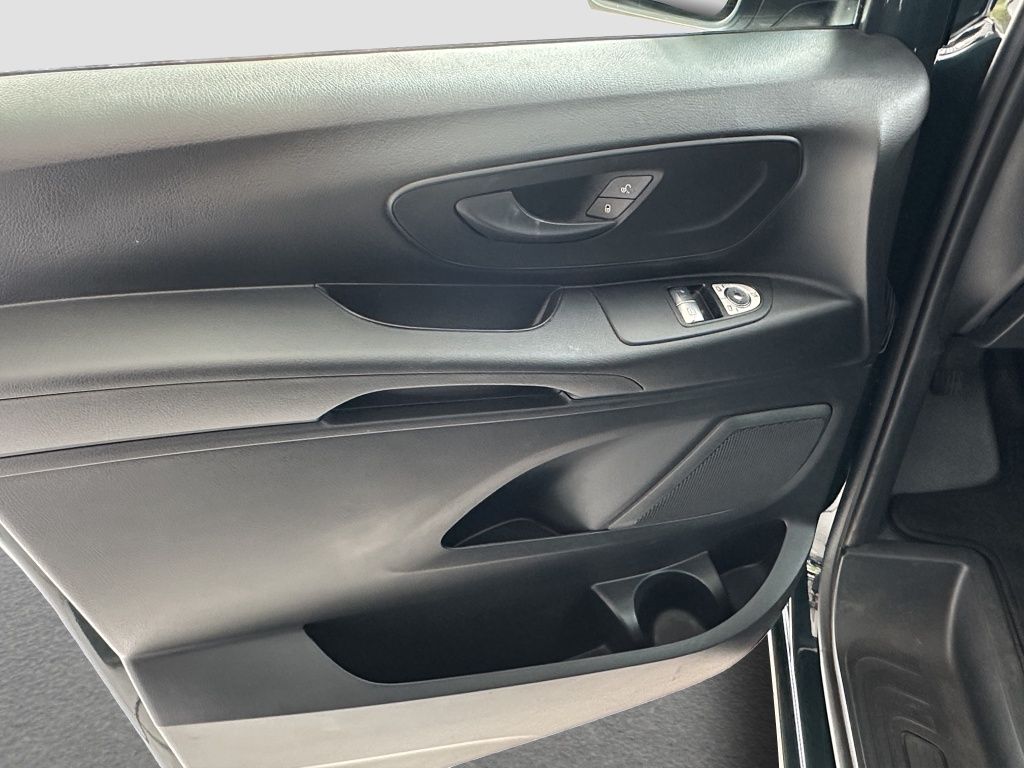 Fahrzeugabbildung Mercedes-Benz Vito 114 CDI Kasten Kompakt KeyLess*PDC*AUT*Kam.
