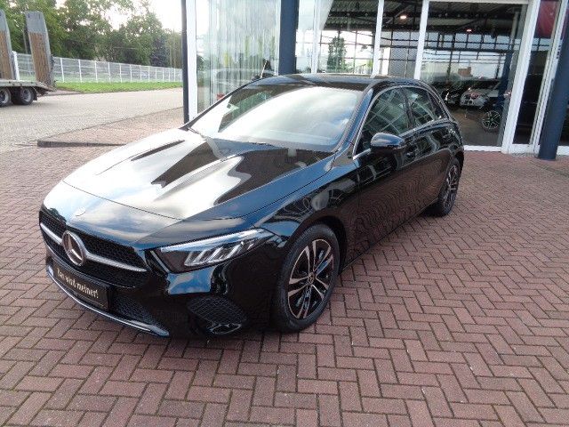 Mercedes-Benz A 180,NAVI KAMERA LED
