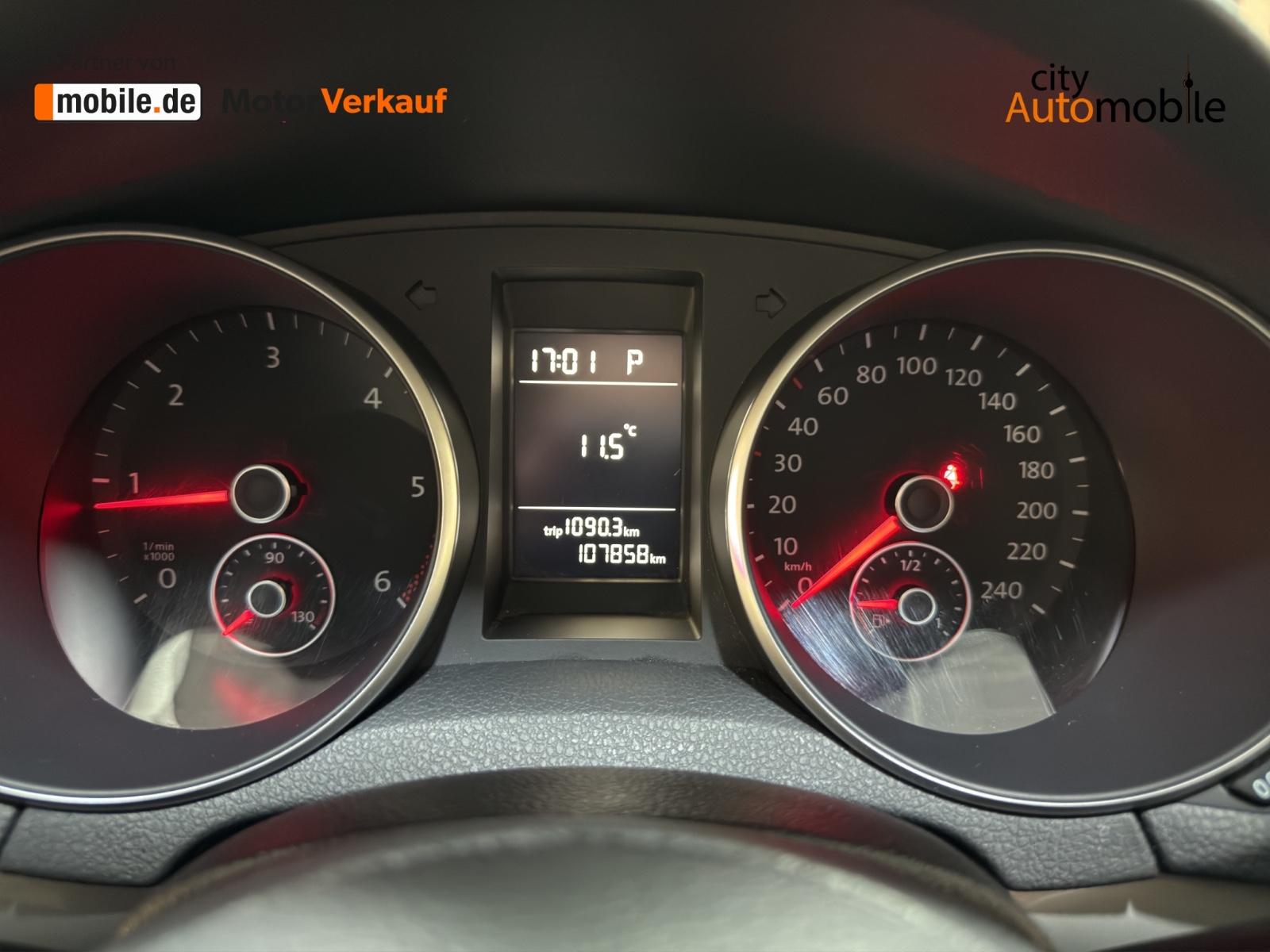 Volkswagen Golf 2011 — photo 11