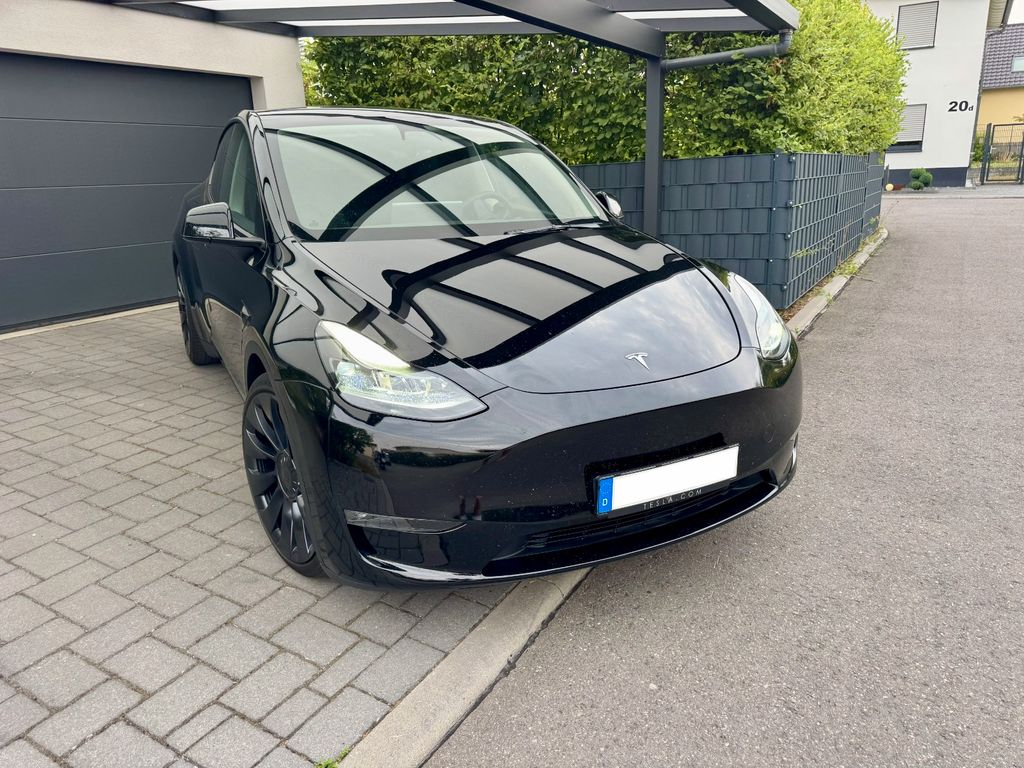 Image of Tesla Model Y