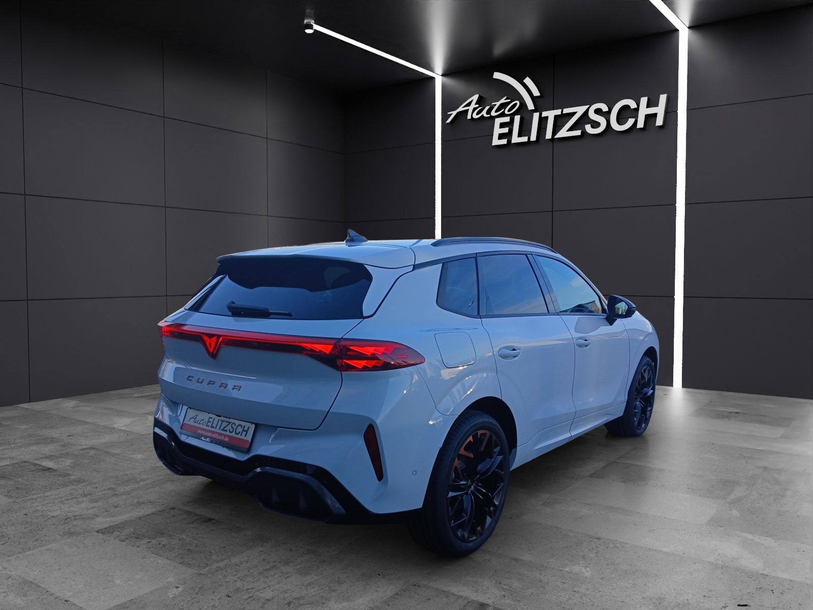 Fahrzeugabbildung CUPRA Terramar VZ 2.0 TSI AHK Sennh. Int.DriveXL