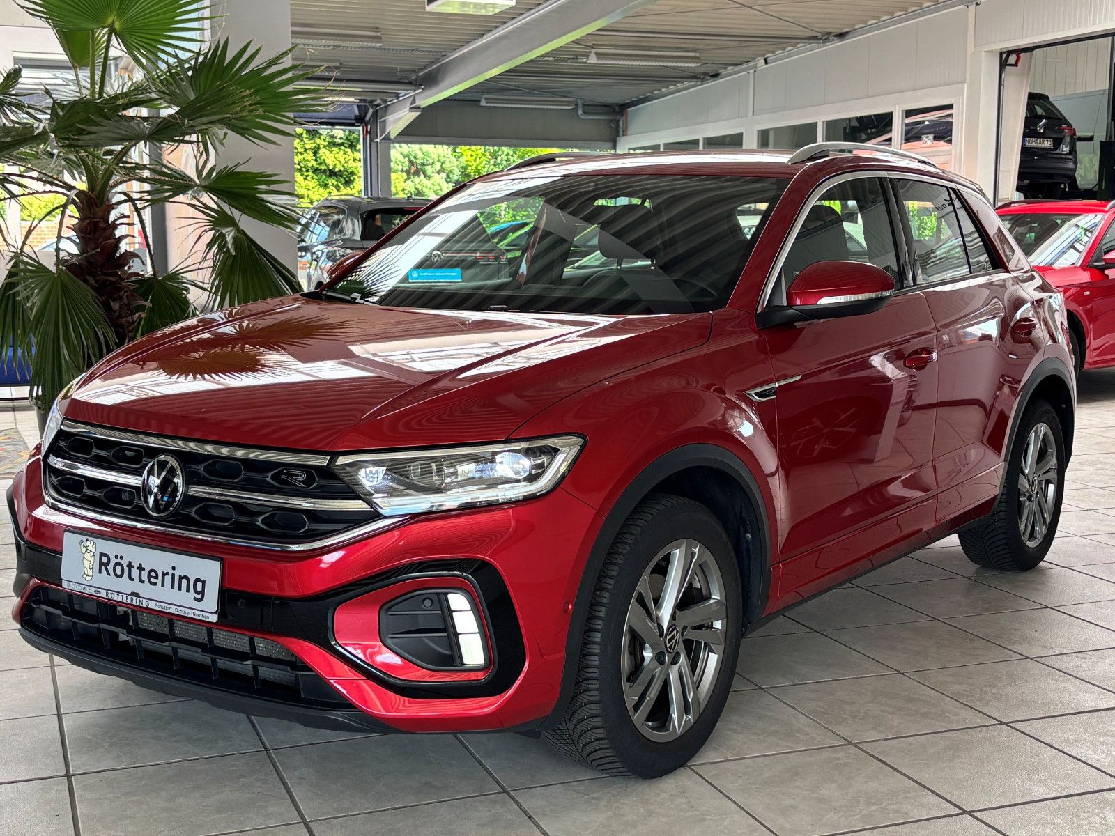 Fahrzeugabbildung Volkswagen T-Roc R-Line 1.0 TSi +AHK +Kamera +ACC +LED Plus
