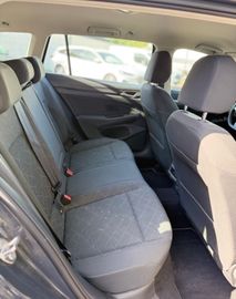 Volkswagen Golf - 8