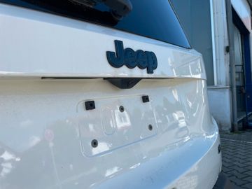 Fahrzeugabbildung Jeep Renegade S Plug-In-Hybrid 4XE / Weiß / Vorführer