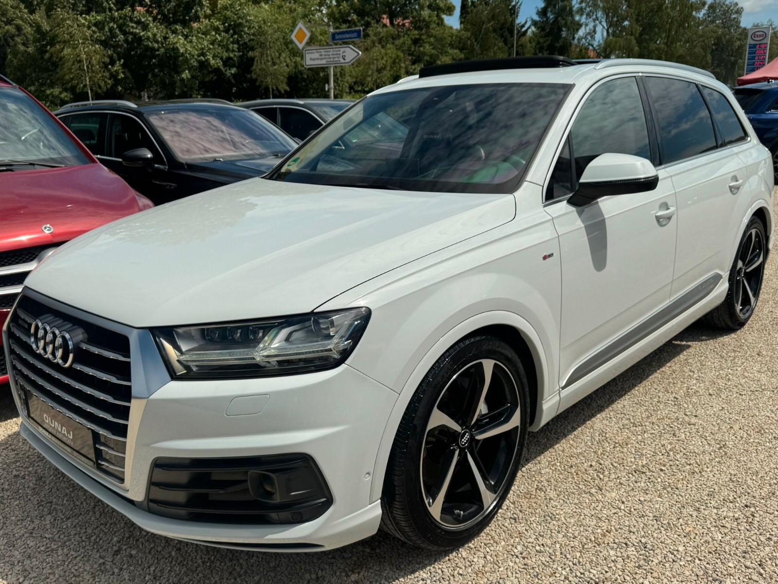 Audi Q7 3.0 TDI quattro S line | AHK| BOSE| 7 Sitzer