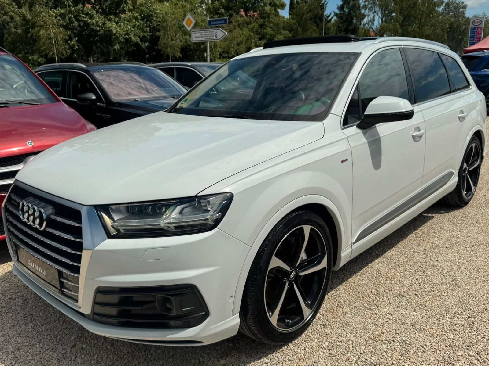 AUDI Q7 3.0 TDI quattro S line | AHK| BOSE| 7 Sitzer