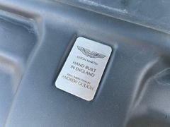 Fahrzeugabbildung Aston Martin DBS COUPE CARBON BLACK 1.HAND DEUTSCHES FAHRZEUG