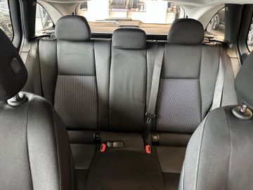 MYAUTOCENTER – Gebraucht- und Jahreswagen mit Werkstattservice in Pfaffenhofen Mercedes-Benz C 200 *VOLLDIGITAL*KEYLESS*2-ZONEN*ACC*NAVI*