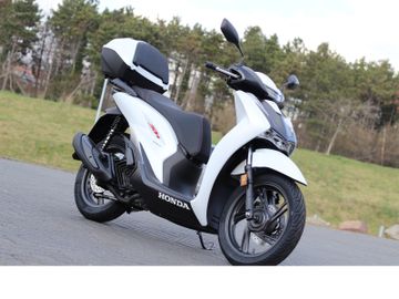 Honda SH150i ABS+LED inkl.TopCase !!!Aktion!!!