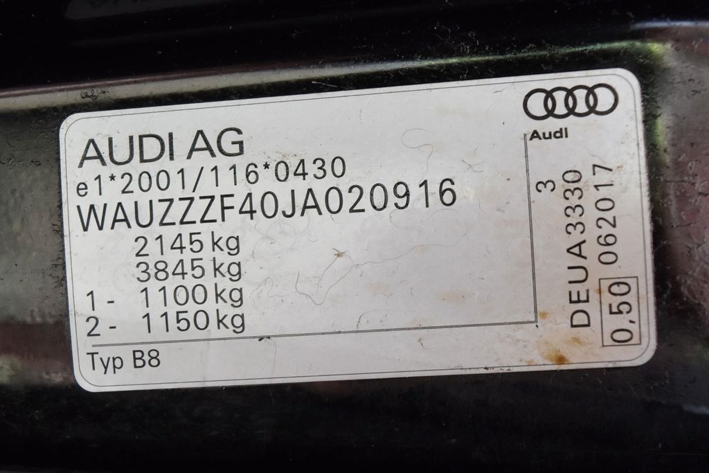 AUDI A4 2.0 TDI Avant~Navi~Bluetooth~Bi-Xenon~AHK AUDI A4 2.0 TDI Avant~Navi~Bluetooth~Bi-Xenon~AHK