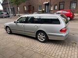 Mercedes-Benz Mercedes E Klasse W 210 240 T - : Kombi, Mercedes W210