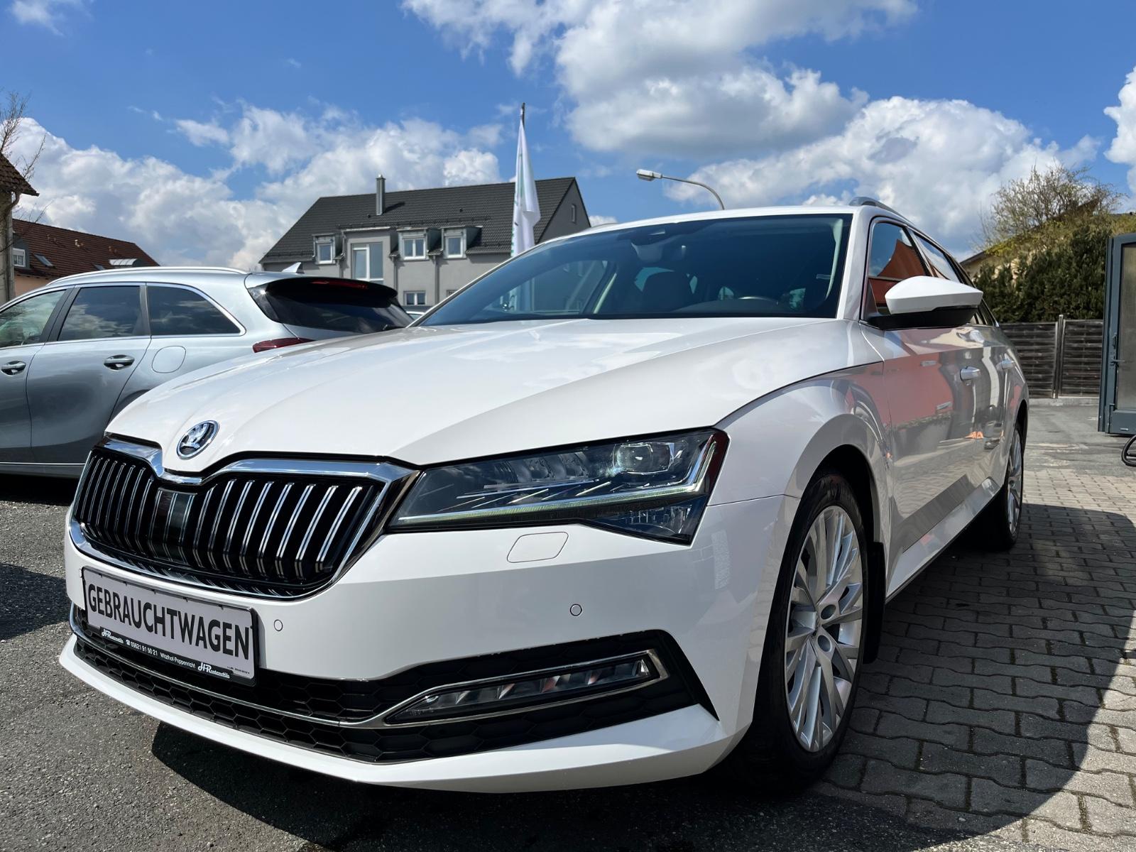Skoda Superb Combi Style 4x4 LED AHK Kamera ACC Memory