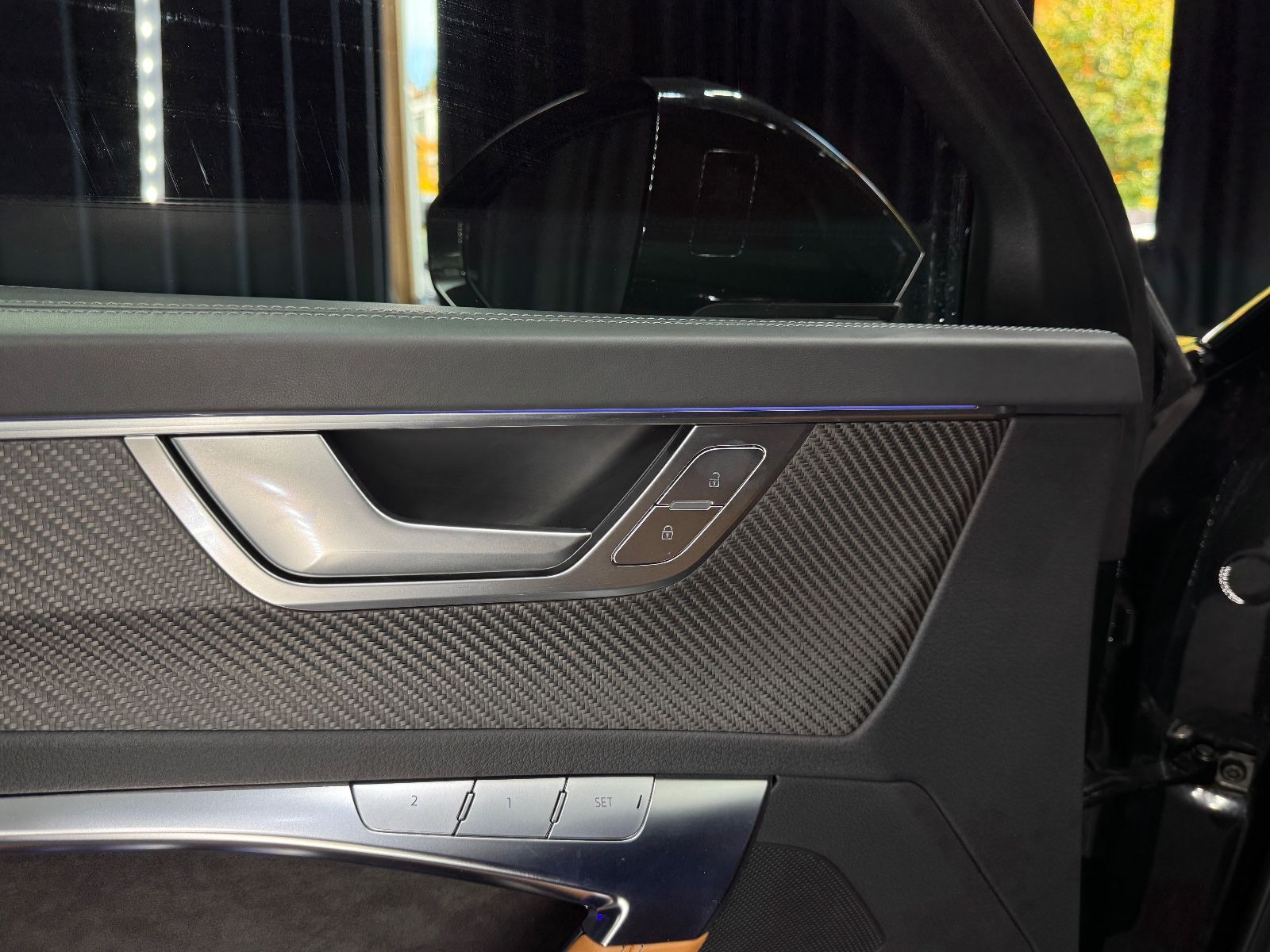 Fahrzeugabbildung Audi RS6 Avant 4.0 TFSI quattro|PANO|MATRIX|ACC|VOLL