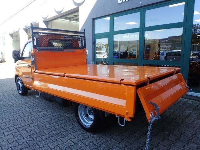 Fahrzeugabbildung Piaggio Porter NP6 Meiller 3-Seitenkipper TWB 325 LPG LR