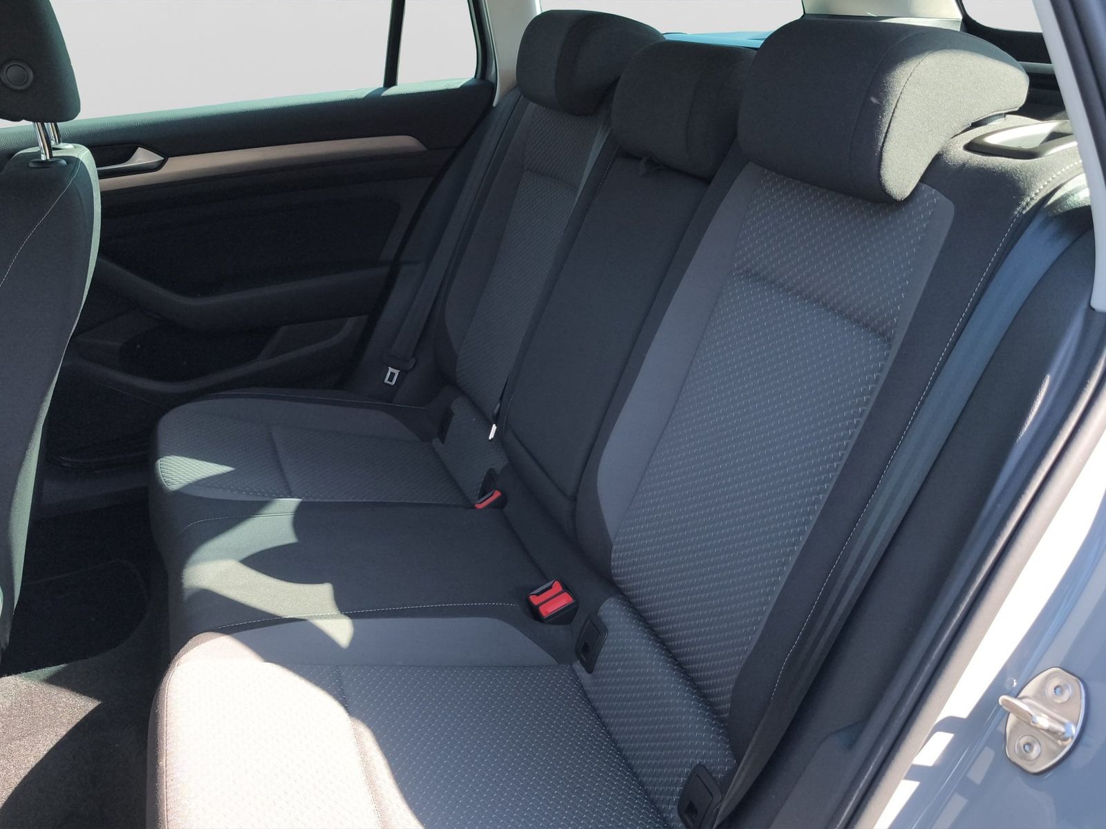Volkswagen Passat Variant - Bild 13