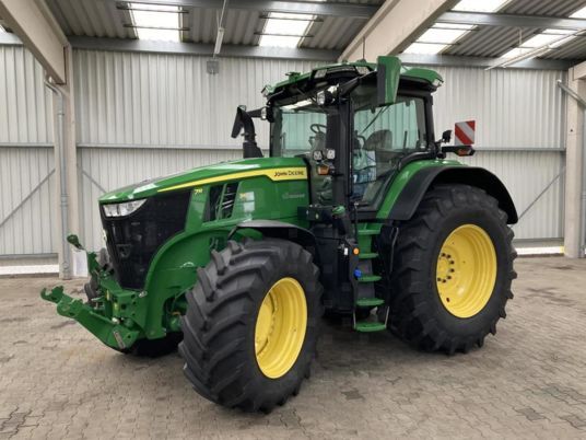 John Deere 7R 310