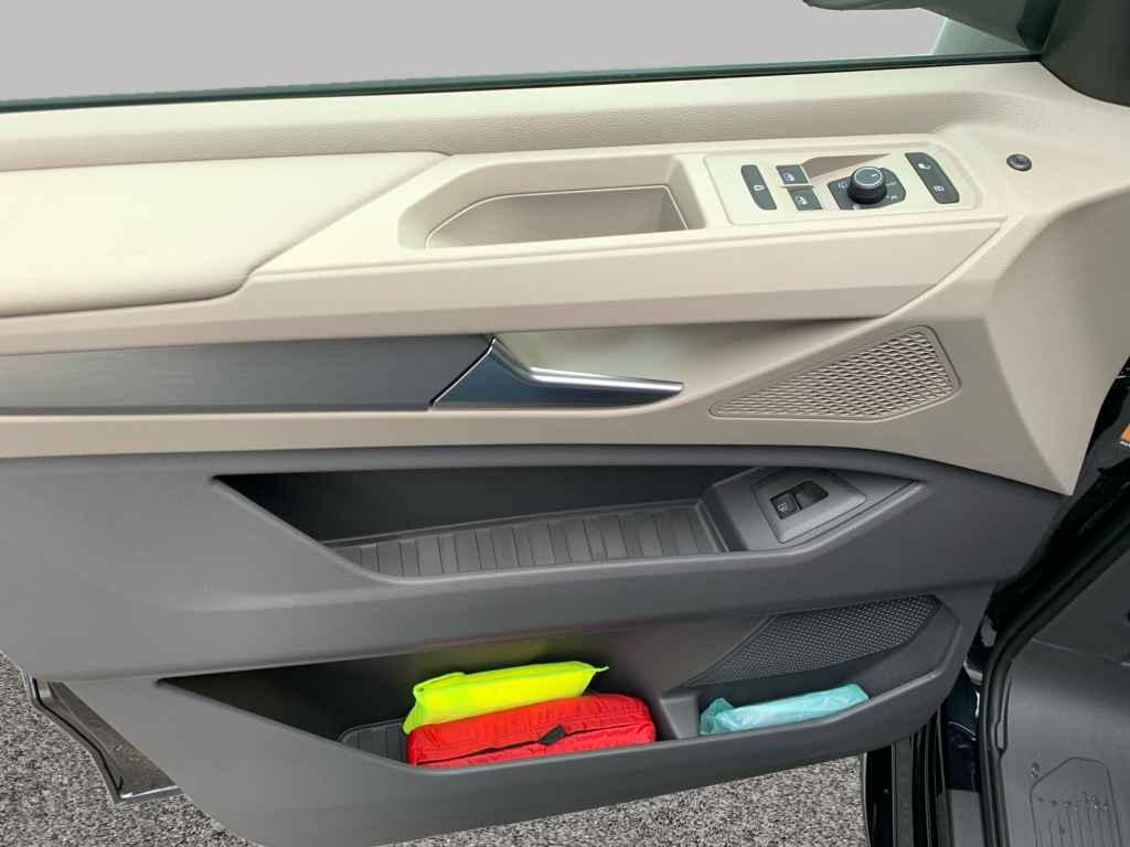 Volkswagen T7 California