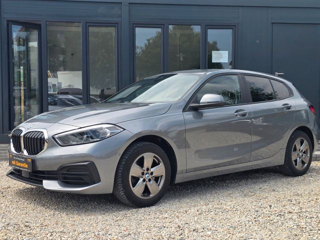 BMW 118i Advant.*CarPlay*elektr. Heckkl.*NAVI*LHZ*SH