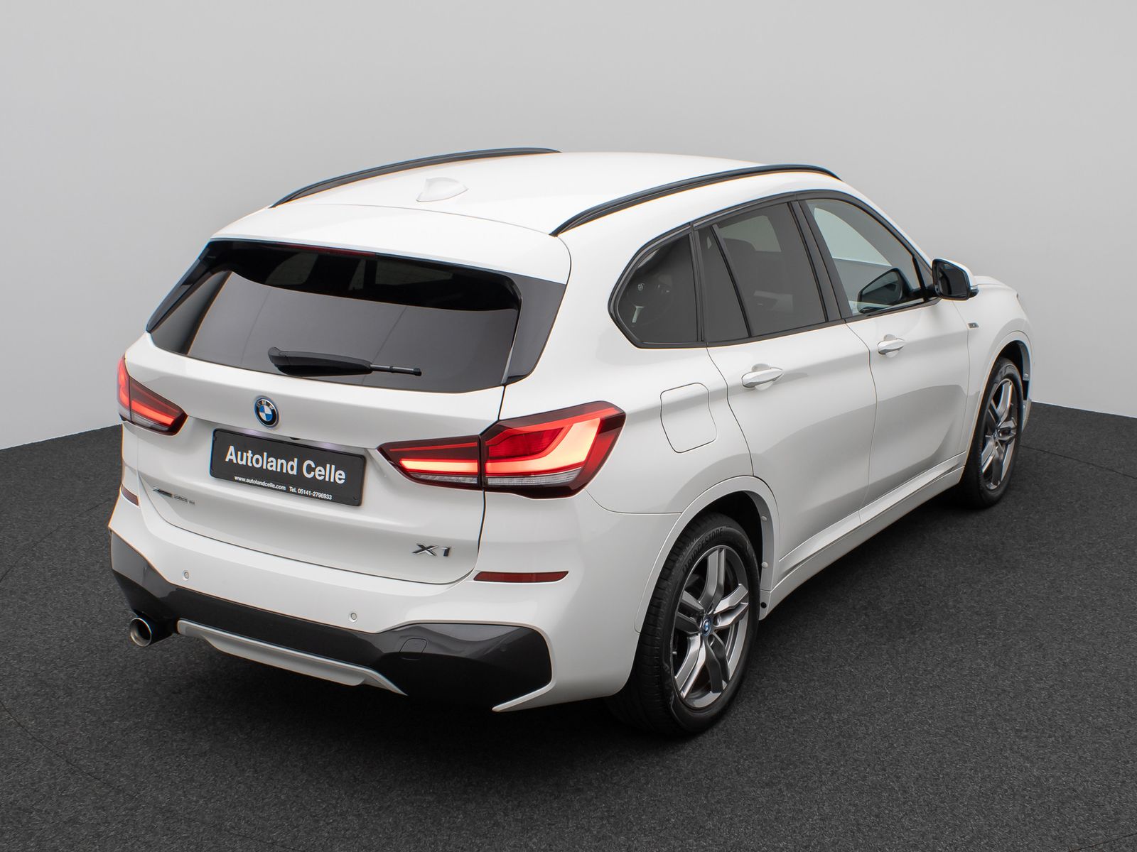 Fahrzeugabbildung BMW X1 xD25e M Sport Kamera HUD Stop&Go AHK Komfort
