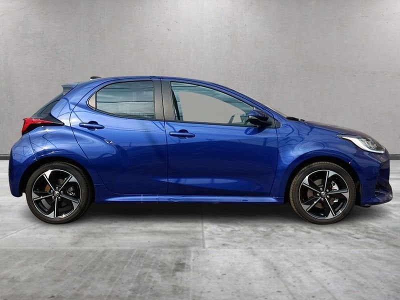 Other Toyota Yaris Yaris 1.5h 130 Lounge imagem 3