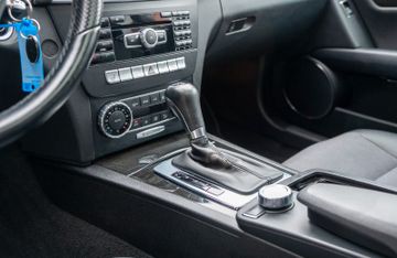 Fahrzeugabbildung Mercedes-Benz C 350 CDI T-Modell PANO|NAVI|SPURH.|SHZ|TEMPOMAT