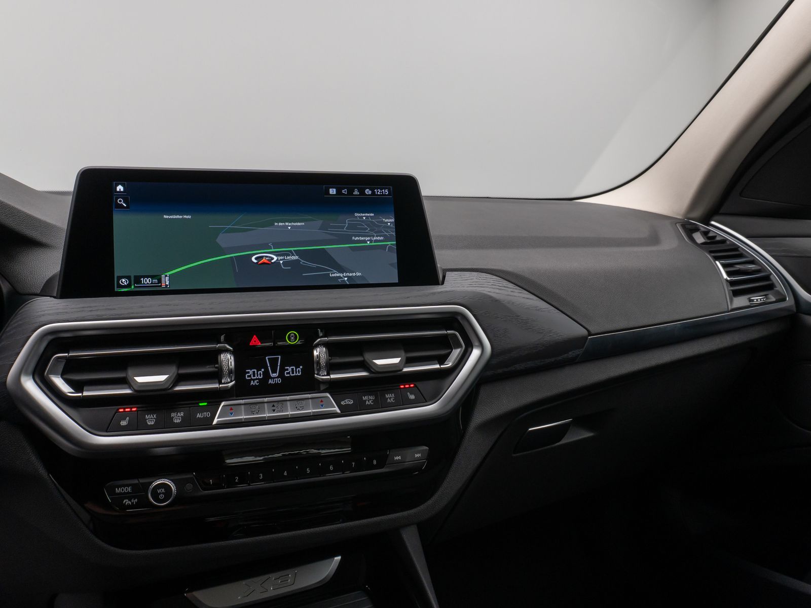 Fahrzeugabbildung BMW X3 xD20d Kamera DAB HiFi Lenkrhz AHK Alarm Sport