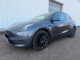 Tesla Model Y Long Range Dual AWD 1.Hand - Tesla Model Y mit Anhängerkupplung