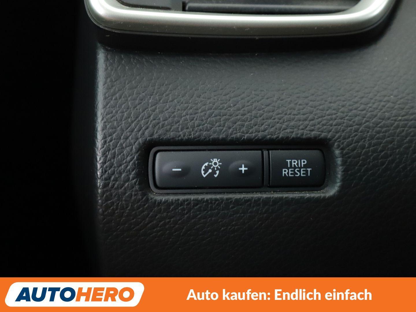 Nissan Qashqai 1.2 Acenta Aut.*NAVI*CAM*SPUR*PDC*SHZ*