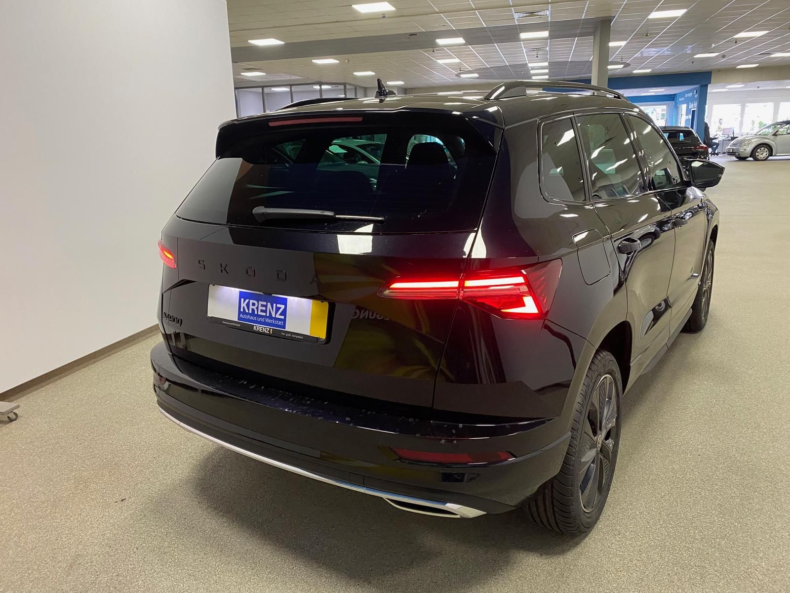 Fahrzeugabbildung SKODA Karoq 1.5 TSI SPORTLINE+MATRIX+ACC+AHK+APP+RFK++