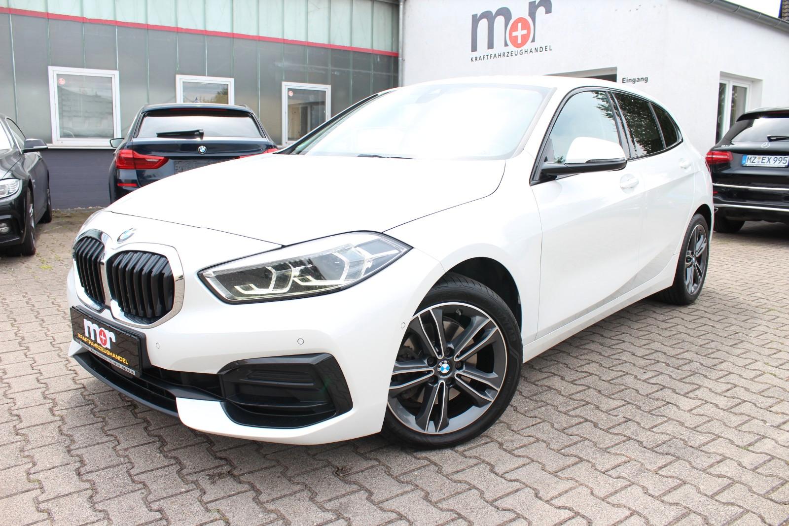 BMW 118d Sport Line~NAVI~SHZ~PDC