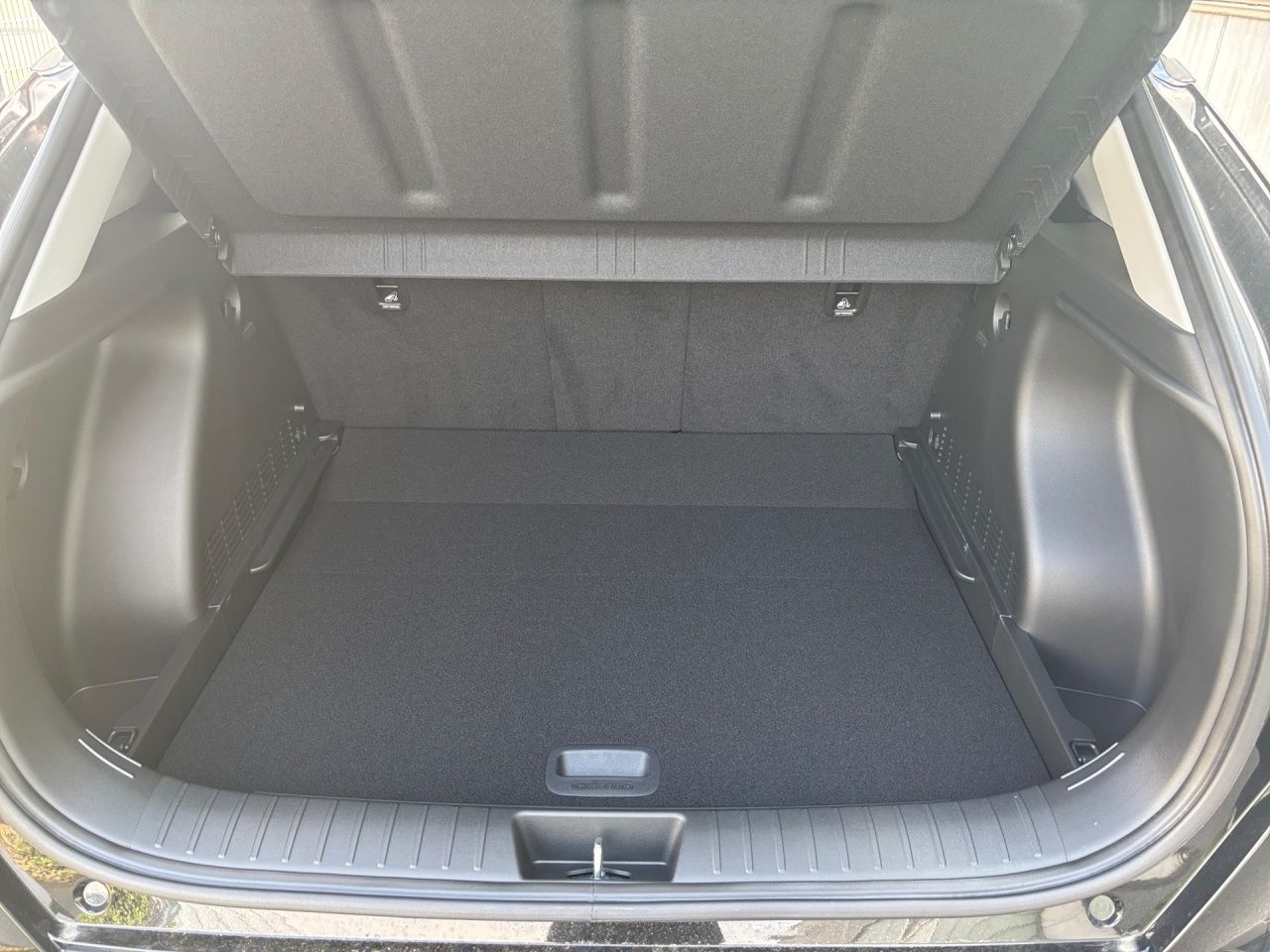 Fahrzeugabbildung Hyundai KONA TREND 360 ACC AUT Akustikglas DynLicht Kam.