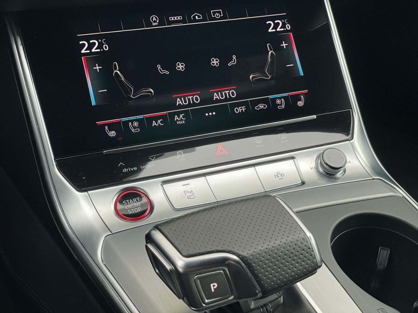 RS6 Avant AHK/B&O/RS-AGA/Matrix/AIR susp/280km/h