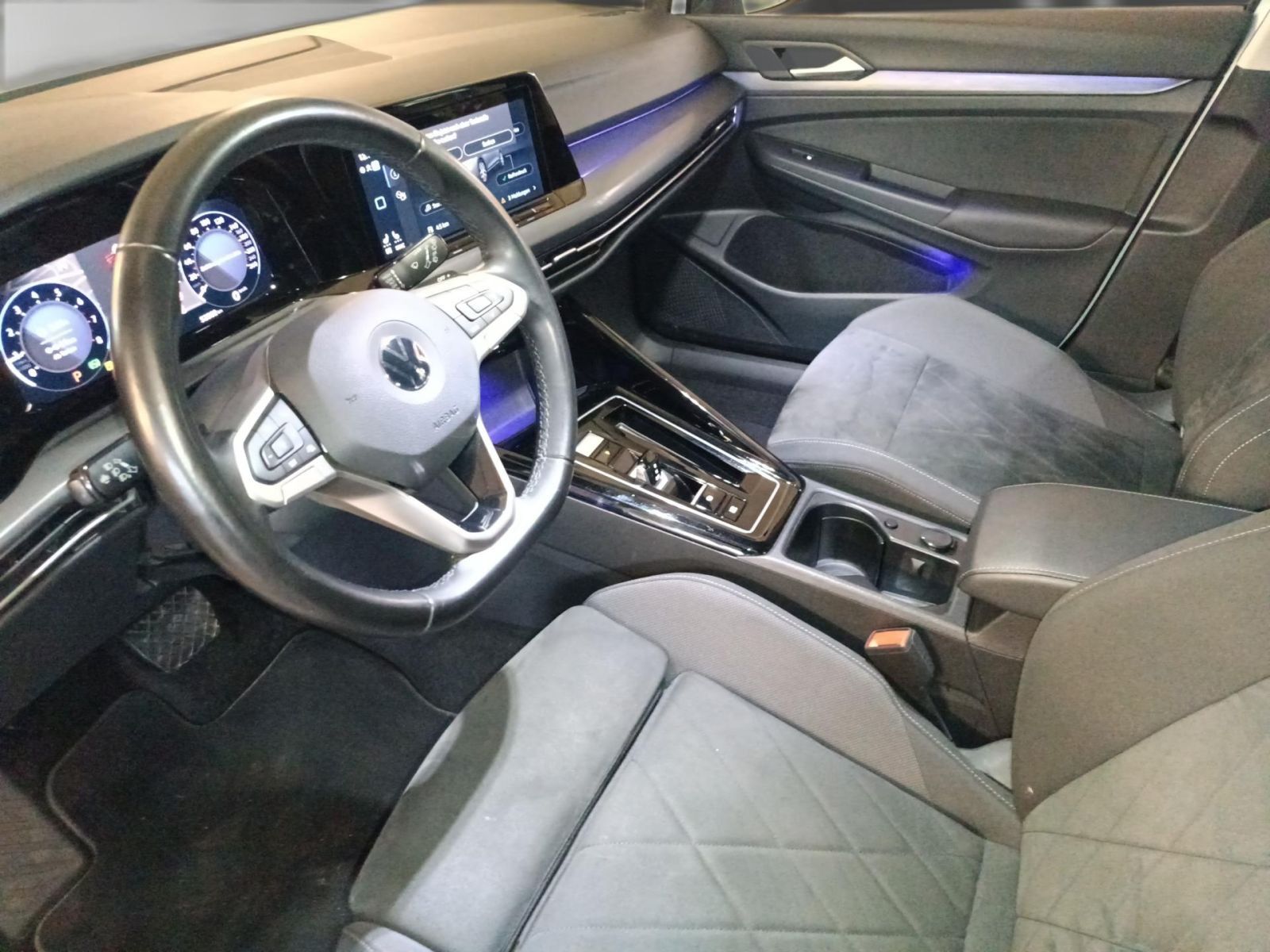 Volkswagen Golf - Bild 10