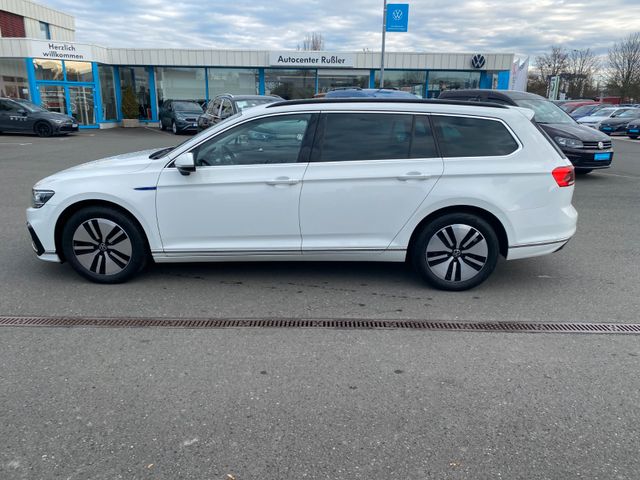 VW Passat Variant (Bild 2 von(15)