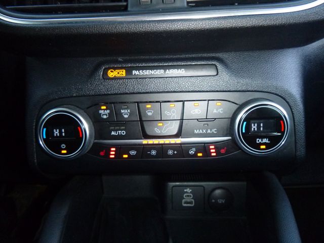 Fahrzeugabbildung Ford Kuga 2.0 EcoBlue MHybrid, Titanium>LED/NAV/KAM<