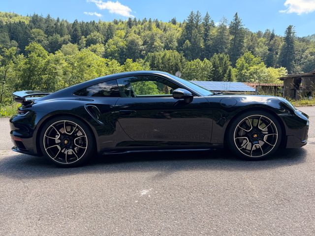 PORSCHE 992 Turbo S Coupé Turbo S Garantie voll Ausstatt