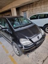 Mercedes-Benz 190 - Mercedes-Benz 190 aus 2002