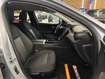 MYAUTOCENTER – Gebraucht- und Jahreswagen mit Werkstattservice in Pfaffenhofen Mercedes-Benz C 200 d *Avantgarde*Navi*LED*Spurh*
