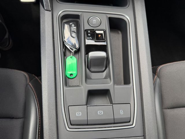Formentor VZ e-Hybrid 245PS Navi LED SHZ Memory