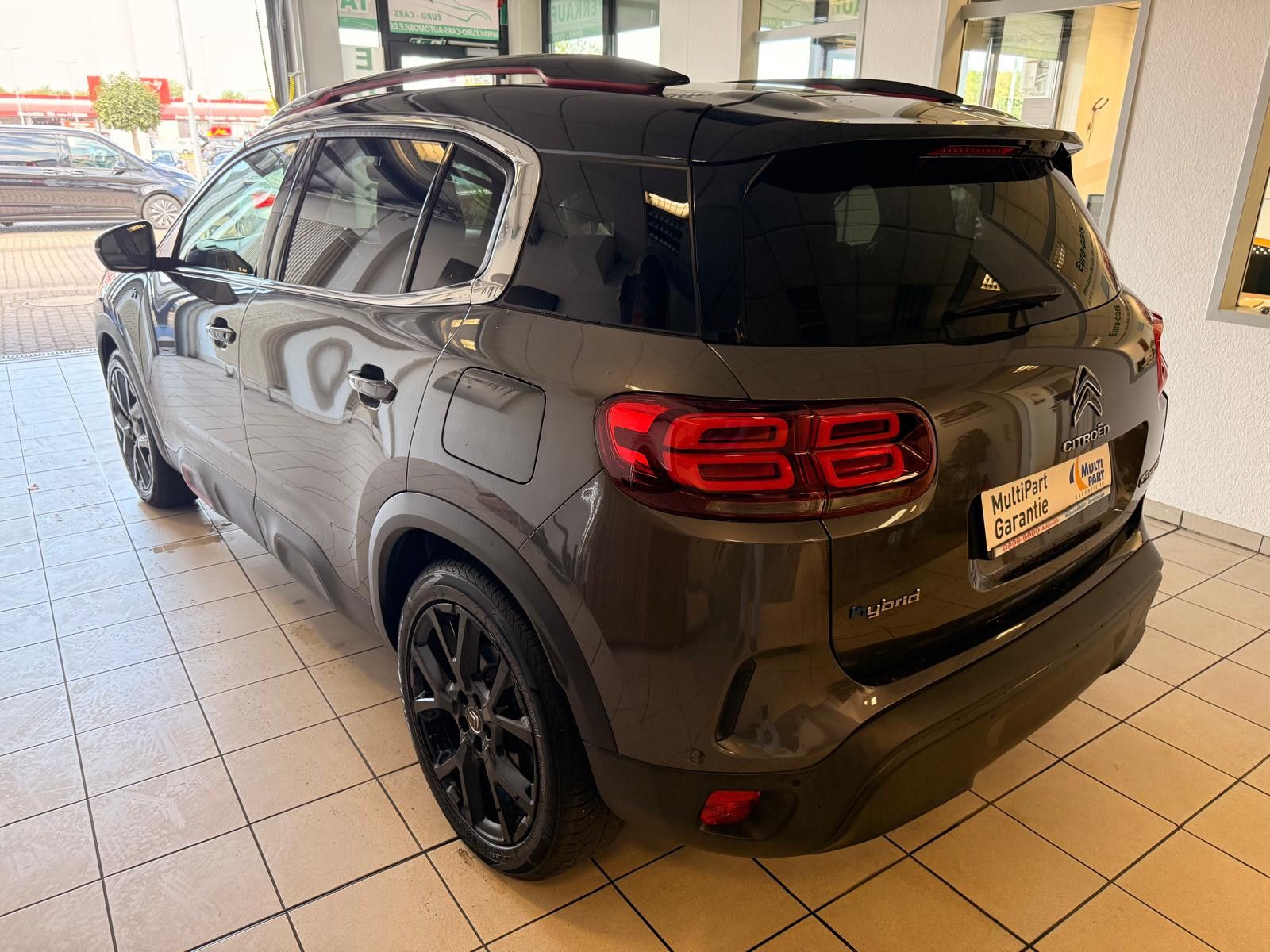 Fahrzeugabbildung Citroën C5 Aircross Hybrid/PANORAMA/LEDER/NAVI/KAMERA