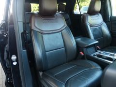 FORD Explorer Platinum Plug-in-Hybrid 4x4
