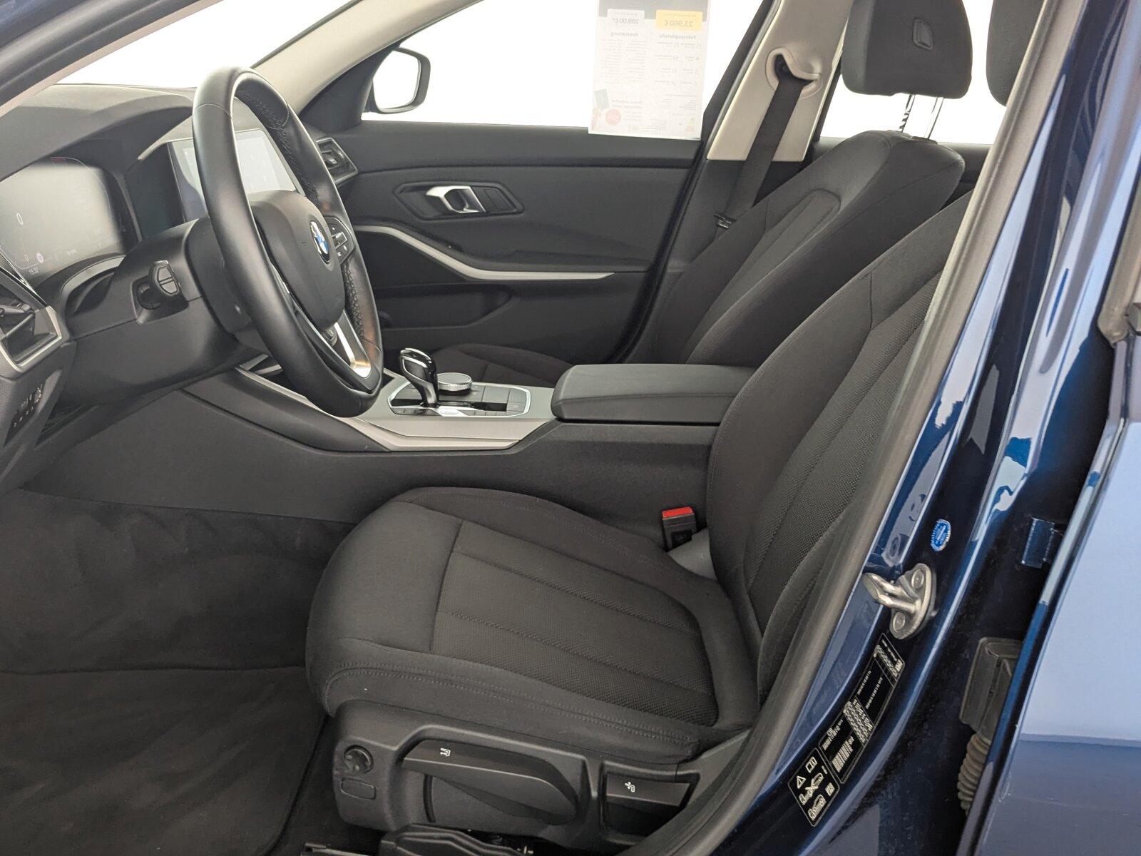BMW 3 Series d xDrive Advantage LED+NAVI+SHZ+RFK+TEMP+BC, миниатюра 13