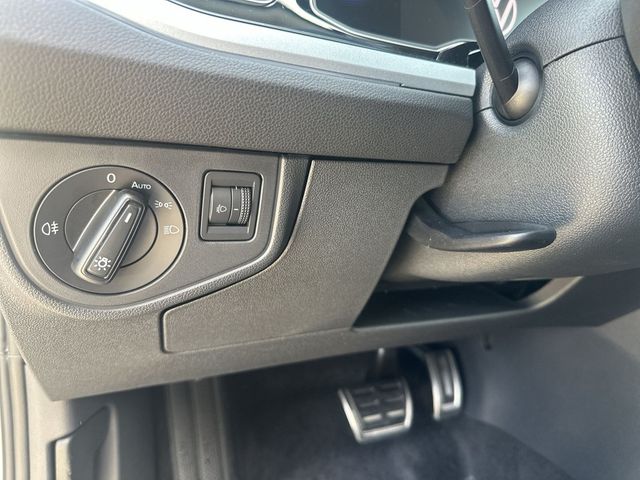 Volkswagen Polo 1.0TSI DSG Energy AHK RKam Acc