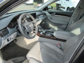 Audi A8 - 9