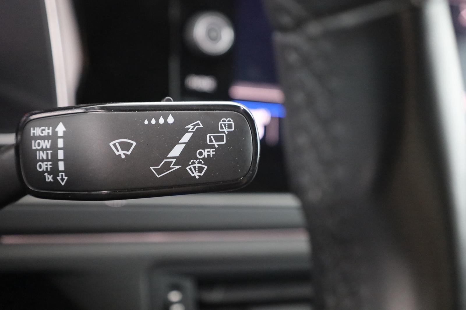 Volkswagen Taigo 1.5 TSI DSG R-Line LED Navi ACC AHK Kamera, миниатюра 19