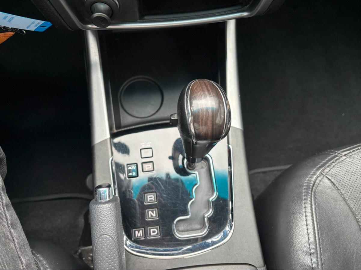 SsangYong Korando 2014 — photo 30